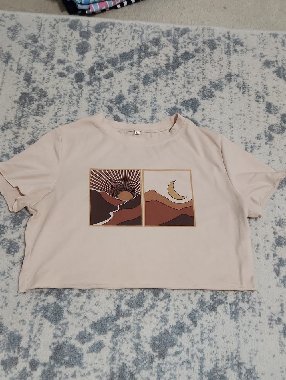 Women's Cream Graphic Sunrise & Moon Crop Tee